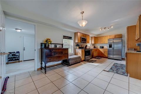 44 Perch Ct, Lagrange, OH 44050 photo 10