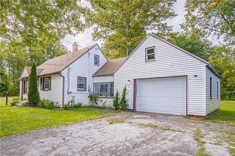 927 Coyne Ave, Ashtabula, OH 44004 photo 2