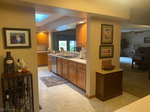 403 E 18th St, Dover, OH 44622 photo 9
