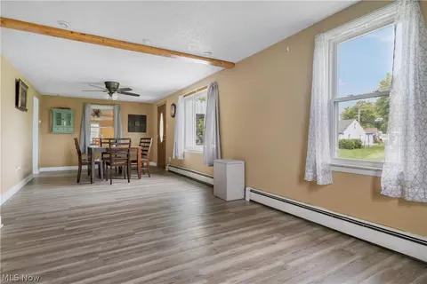 438 35th St SE, Canton, OH 44707 photo 8