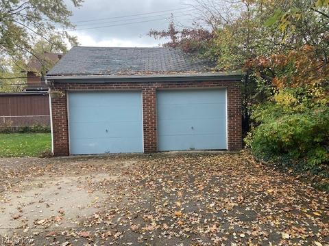 175 E 217th St, Euclid, OH 44123 photo 17