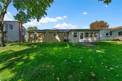 665 Oakridge Dr, Youngstown, OH 44512 photo 21