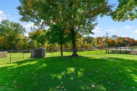 665 Oakridge Dr, Youngstown, OH 44512 photo 20