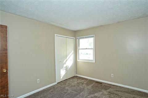 416 Naples Dr, Elyria, OH 44035 photo 23