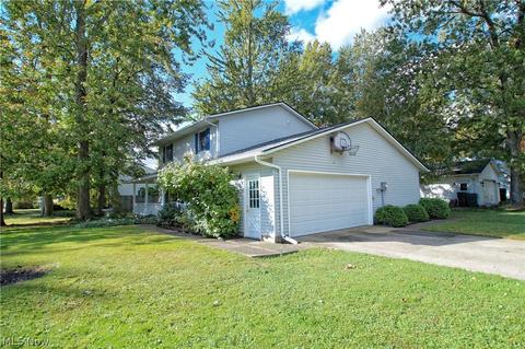 416 Naples Dr, Elyria, OH 44035 photo 27
