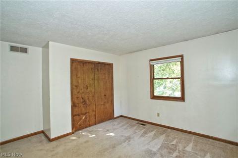 416 Naples Dr, Elyria, OH 44035 photo 16
