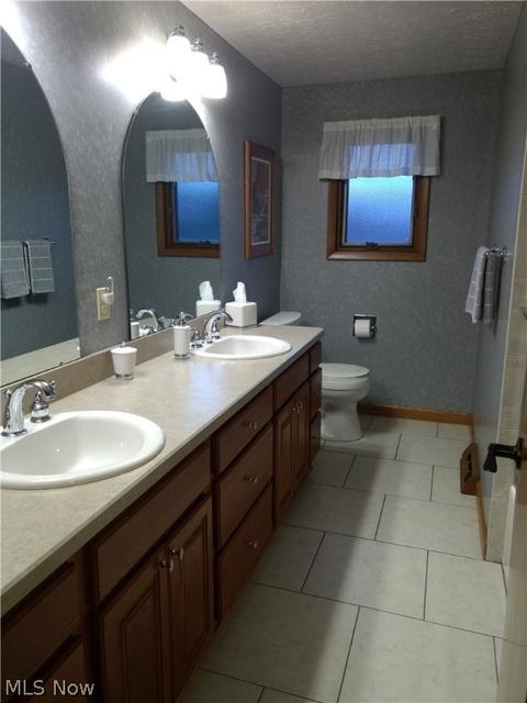 7010 Eventide Dr, Parma, OH 44129 photo 24