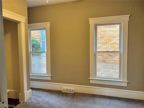 211 E 27th St, Lorain, OH 44055 photo 14