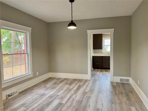 211 E 27th St, Lorain, OH 44055 photo 12