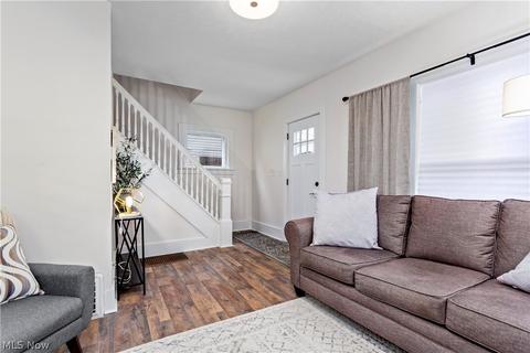 152 Oak St, Elyria, OH 44035 photo 6