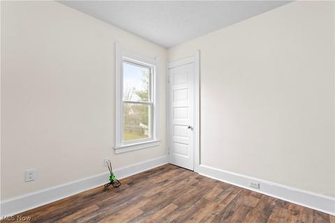152 Oak St, Elyria, OH 44035 photo 21