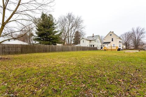 152 Oak St, Elyria, OH 44035 photo 28