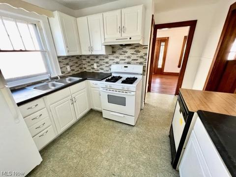 3010 Elyria Ave, Lorain, OH 44055 photo 5