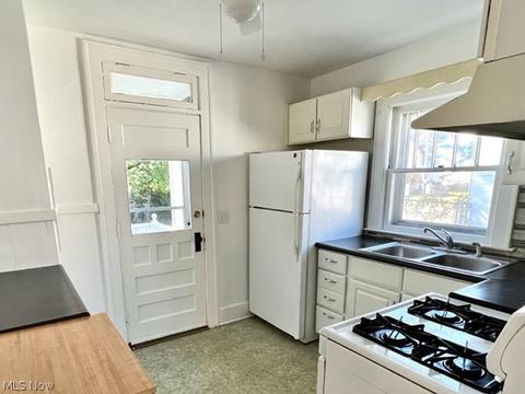 3010 Elyria Ave, Lorain, OH 44055 photo 6