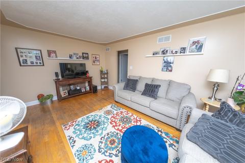 42180 Adelbert St, Elyria, OH 44035 photo 5