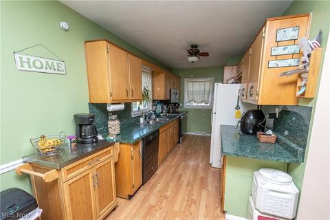 42180 Adelbert St, Elyria, OH 44035 photo 7