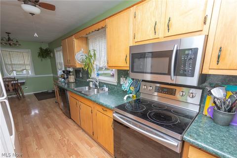 42180 Adelbert St, Elyria, OH 44035 photo 6