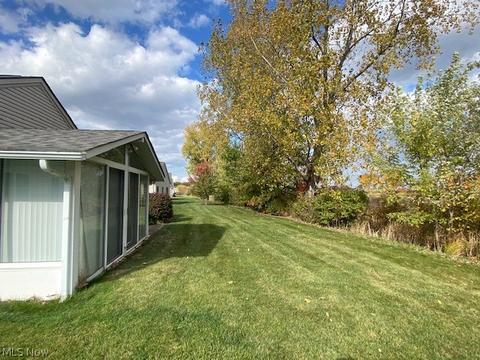 153 Arrow Ct, Elyria, OH 44035 photo 5