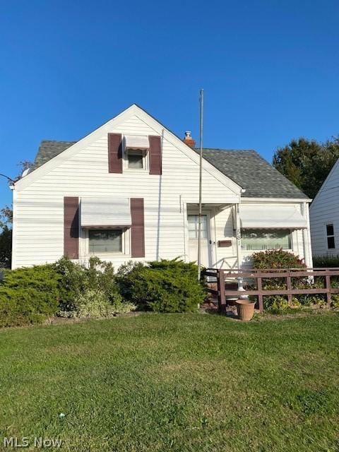 581 E 250th St, Euclid, OH 44132 photo 1