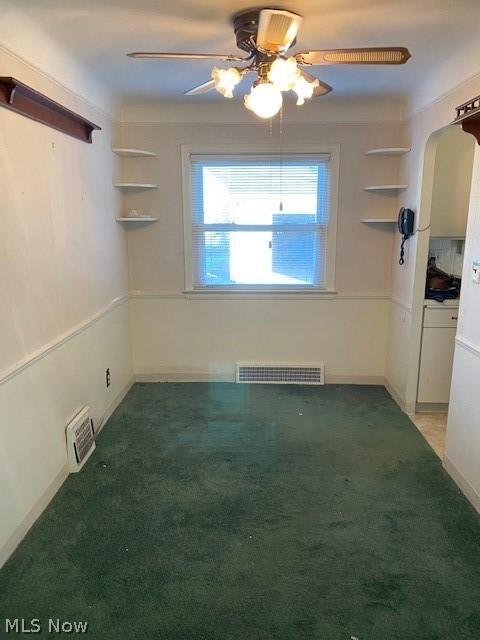581 E 250th St, Euclid, OH 44132 photo 7