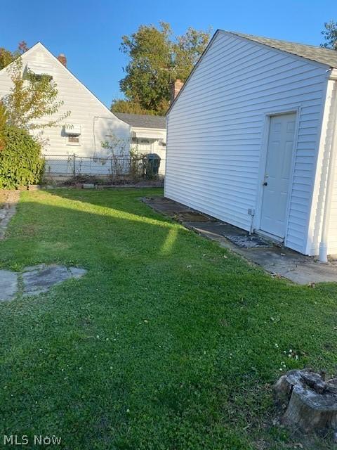 581 E 250th St, Euclid, OH 44132 photo 5