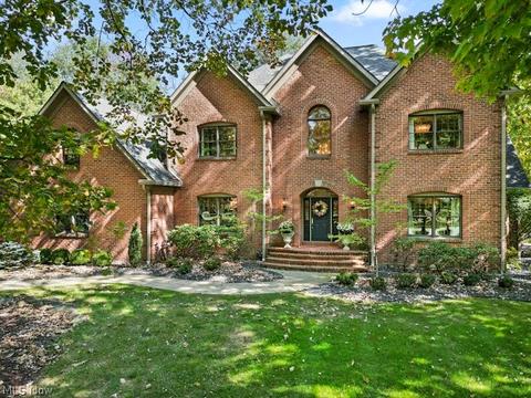 3 Windemere Pl, Poland, OH 44514 photo 1