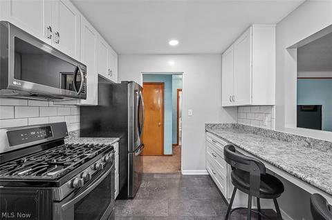 6045 Broadview Rd, Parma, OH 44134 photo 6