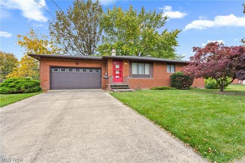 418 Windsor Dr, Elyria, OH 44035 photo 1