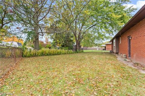 418 Windsor Dr, Elyria, OH 44035 photo 19