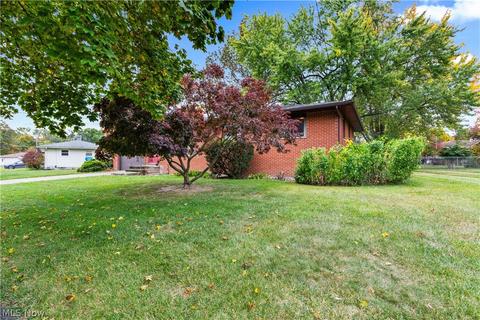 418 Windsor Dr, Elyria, OH 44035 photo 22