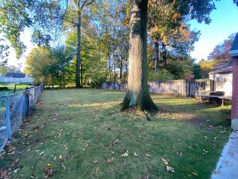 2117 Keystone Rd, Parma, OH 44134 photo 7