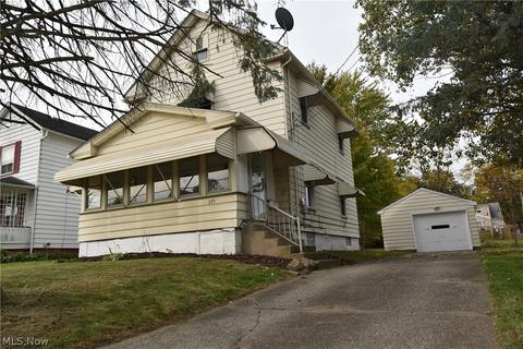 525 7th St, Struthers, OH 44471 photo 2