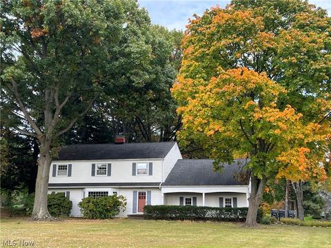 5185 Harper Rd, Solon, OH 44139 photo 1