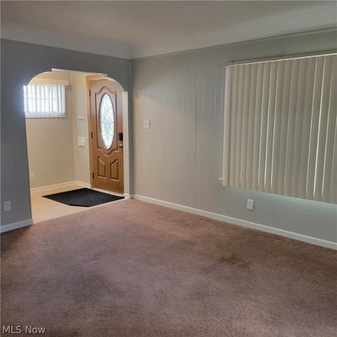 6914 Forest Ave, Parma, OH 44129 photo 2