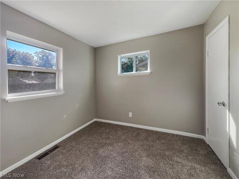 701 Denison Ave, Elyria, OH 44035 photo 9