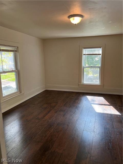 614 W 58th St, Ashtabula, OH 44004 photo 5