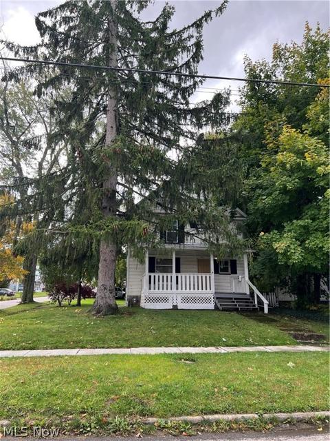614 W 58th St, Ashtabula, OH 44004 photo 1