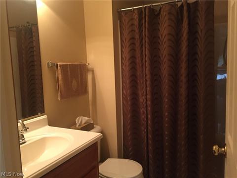 812 Cedar Way, Youngstown, OH 44512 photo 11