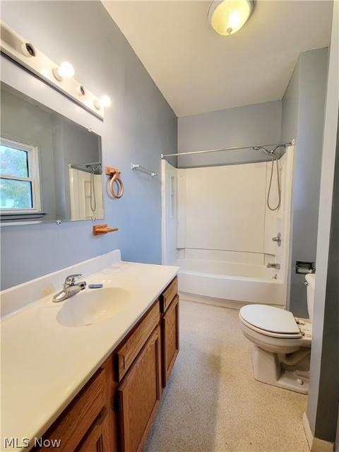 210 3rd St, Lowell, OH 45744 photo 9