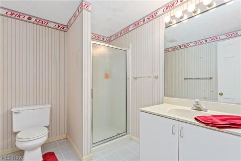 140 Vanderbilt Ct, Elyria, OH 44035 photo 28