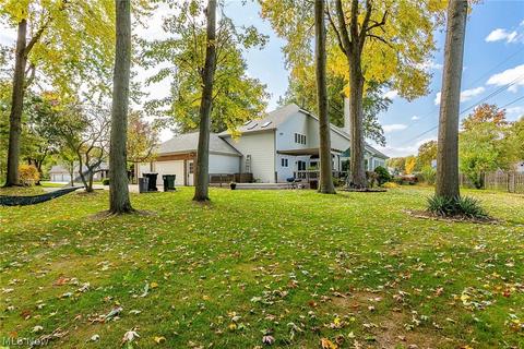 140 Vanderbilt Ct, Elyria, OH 44035 photo 34