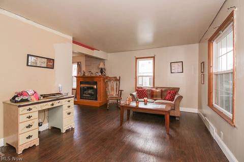 2150 E 29th St, Lorain, OH 44055 photo 8