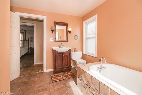2150 E 29th St, Lorain, OH 44055 photo 17