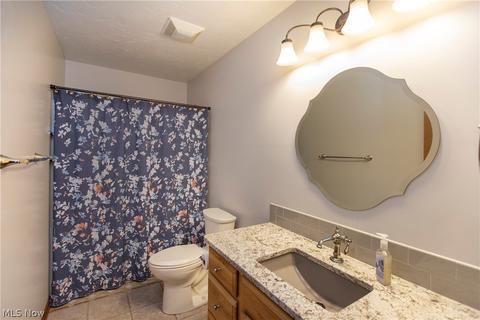 266 Augusta Dr, Elyria, OH 44035 photo 24
