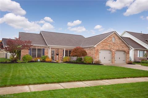 266 Augusta Dr, Elyria, OH 44035 photo 2