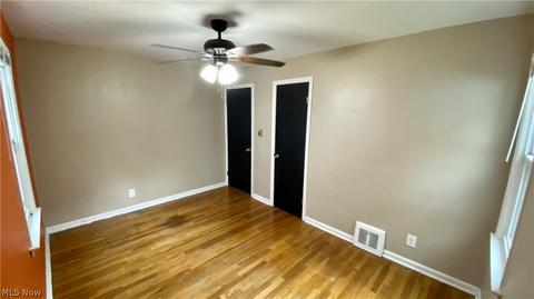 1045 Learidge Rd, Lyndhurst, OH 44124 photo 12