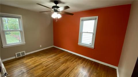 1045 Learidge Rd, Lyndhurst, OH 44124 photo 11