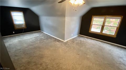 1045 Learidge Rd, Lyndhurst, OH 44124 photo 16