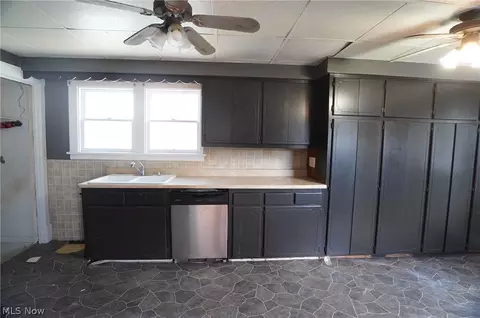 522 E Chestnut St, Lisbon, OH 44432 photo 4