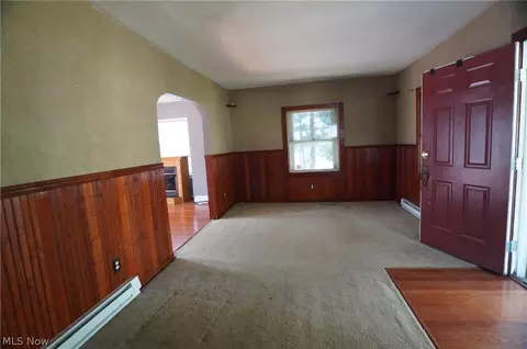 522 E Chestnut St, Lisbon, OH 44432 photo 2